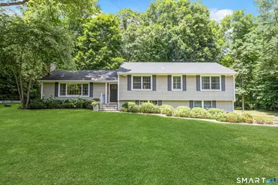 51 Horton Lane, New Canaan, CT 06840 - Photo 2
