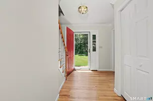 23 Jeremiah Rd, Newtown, CT 06482 - Photo 4