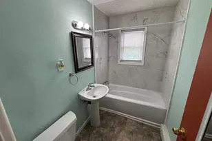 24 Merrill St, Hartford, CT 06106 - Photo 8