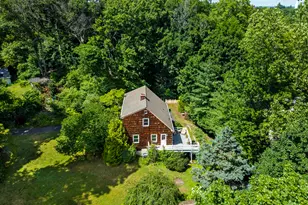 8 Oakledge Cir, Norwalk, CT 06854 - Photo 18