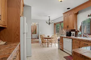9 Old Country Rd, Oxford, CT 06478 - Photo 10