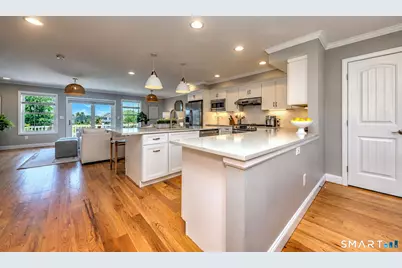 34 Surf Avenue, Milford, CT 06460 - Photo 18