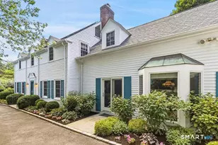 39 Stanwich Rd, Greenwich, CT 06830 - Photo 2