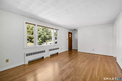 52 Westgate Street, West Hartford, CT 06110 - Photo 4