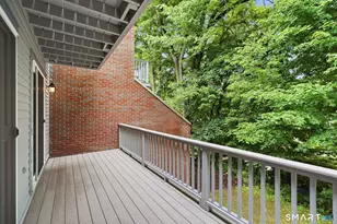 104 Roberton Crossing, Fairfield, CT 06825 - Photo 10