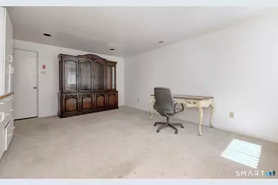 690 Forest Road #382, West Haven, CT 06516 - Photo 30