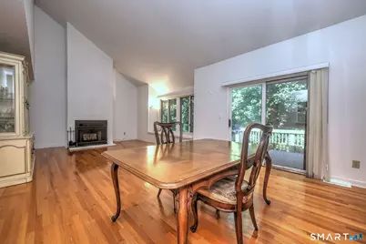 690 Forest Road #382, West Haven, CT 06516 - Photo 4