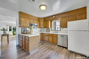 69 Willowbrook Ave, Stamford, CT 06902 - Photo 10