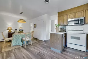 69 Willowbrook Ave, Stamford, CT 06902 - Photo 12