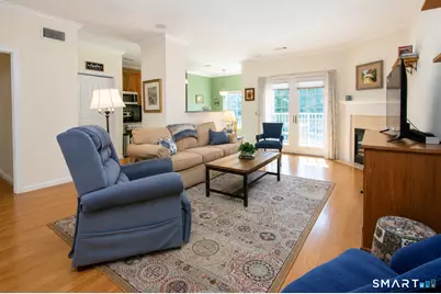 1 West Street #310, Simsbury, CT 06070 - Photo 4