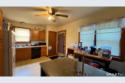 6 Lafayette Street, Enfield, CT 06082 - Photo 24