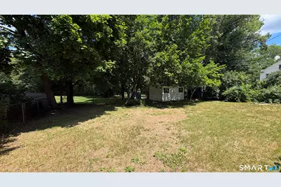 6 Lafayette Street, Enfield, CT 06082 - Photo 32