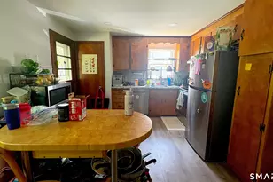 6 Lafayette St, Enfield, CT 06082 - Photo 8