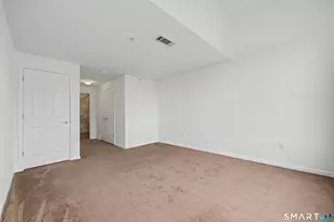 25 Adams Ave, Stamford, CT 06902 - Photo 18