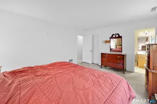 34 Laurel St, Enfield, CT 06082 - Photo 20