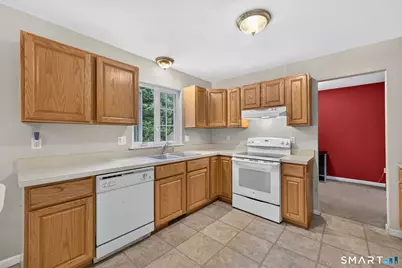 34 Laurel Street, Enfield, CT 06082 - Photo 12