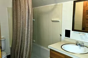 109 Blanchard St, Waterbury, CT 06705 - Photo 30