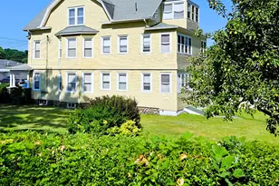 109 Blanchard St, Waterbury, CT 06705 - Photo 2