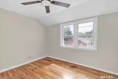 150-152 Alexander Drive, Bridgeport, CT 06606 - Photo 24