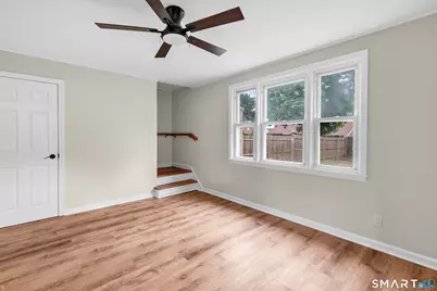 150-152 Alexander Drive, Bridgeport, CT 06606 - Photo 6