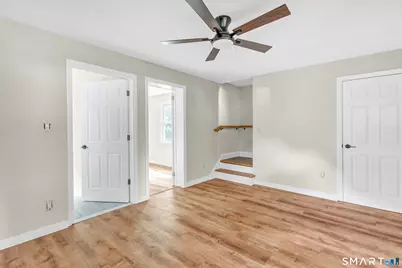 150-152 Alexander Drive, Bridgeport, CT 06606 - Photo 18