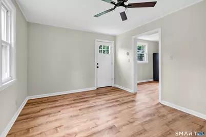 150-152 Alexander Drive, Bridgeport, CT 06606 - Photo 14