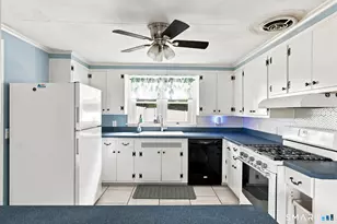 15 Liberty St, Manchester, CT 06040 - Photo 12