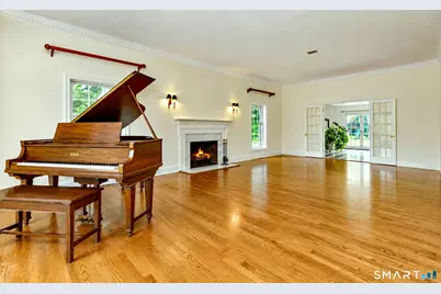 152 West River Street, Milford, CT 06460 - Photo 6