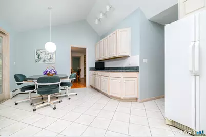80 Wake Robin Lane, Stamford, CT 06903 - Photo 8