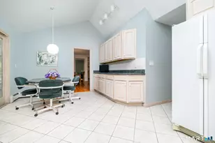 80 Wake Robin Ln, Stamford, CT 06903 - Photo 8
