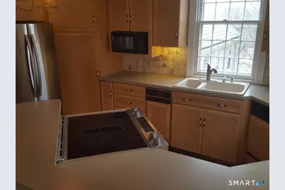 19 Grand Avenue, New Haven, CT 06513 - Photo 14