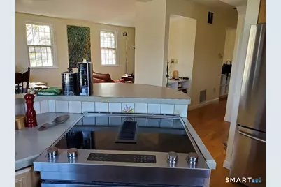19 Grand Avenue, New Haven, CT 06513 - Photo 16