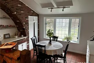 18 Platts Hill Rd, Newtown, CT 06470 - Photo 4