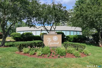 3200 Park Avenue #9D1, Bridgeport, CT 06604 - Photo 1