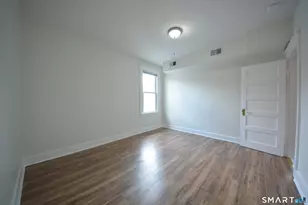 81 Myrtle Ave, Ansonia, CT 06401 - Photo 8