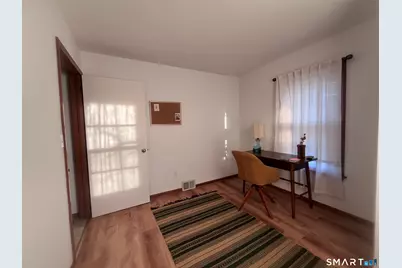 124 Thorpe Street, Fairfield, CT 06824 - Photo 14