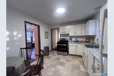124 Thorpe Street, Fairfield, CT 06824 - Photo 10