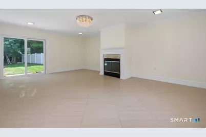 16 Crestview Terrace, Wallingford, CT 06492 - Photo 10