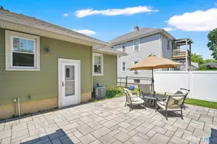 1391 Blvd, West Hartford, CT 06119 - Photo 24