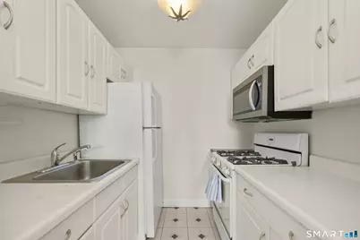 140 Grove Street #4G, Stamford, CT 06901 - Photo 6