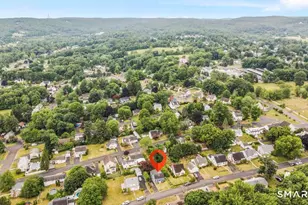 65 Deerfield Ave, Middletown, CT 06457 - Photo 24