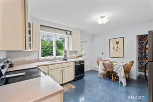65 Deerfield Ave, Middletown, CT 06457 - Photo 8