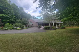 11 Gopher Rd, Newtown, CT 06470 - Photo 4