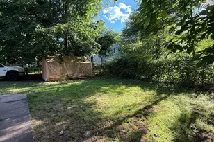 246 Newhall St, New Haven, CT 06511 - Photo 10