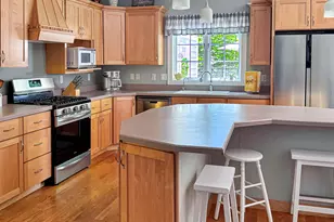 302 Jagger Ln, Hebron, CT 06248 - Photo 8