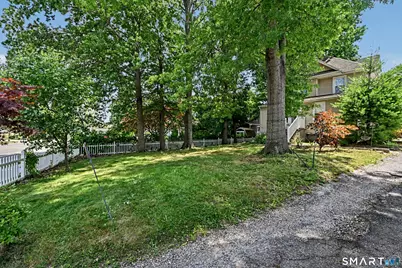 44 Toms Road, Stamford, CT 06902 - Photo 2