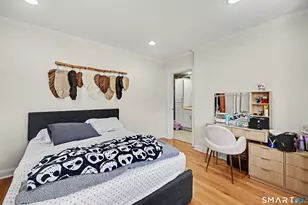 44 Toms Rd, Stamford, CT 06902 - Photo 10