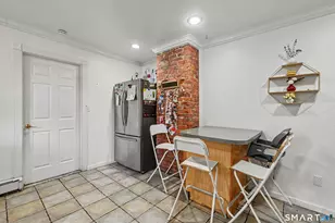 44 Toms Rd, Stamford, CT 06902 - Photo 16