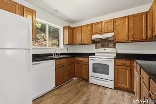 1 Beaver Brook Rd, Danbury, CT 06810 - Photo 8