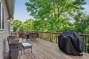 42 Chestnut St, Bethel, CT 06801 - Photo 8